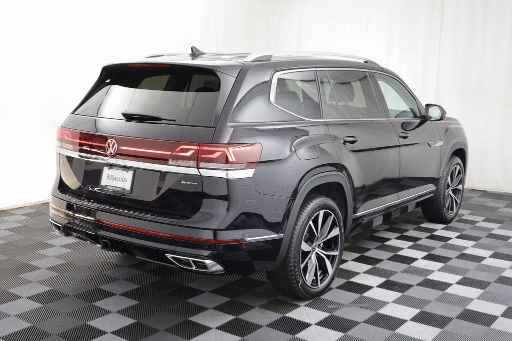 new 2026 Volkswagen Atlas car, priced at $53,681