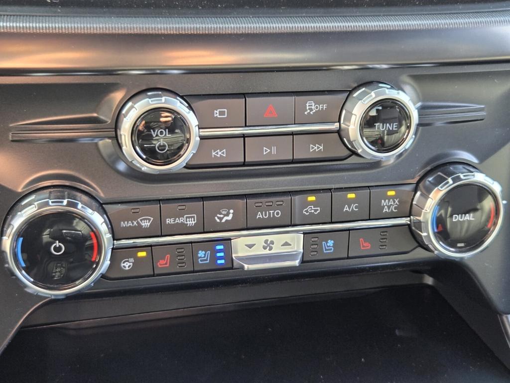 new 2025 Ford F-150 car, priced at $64,927