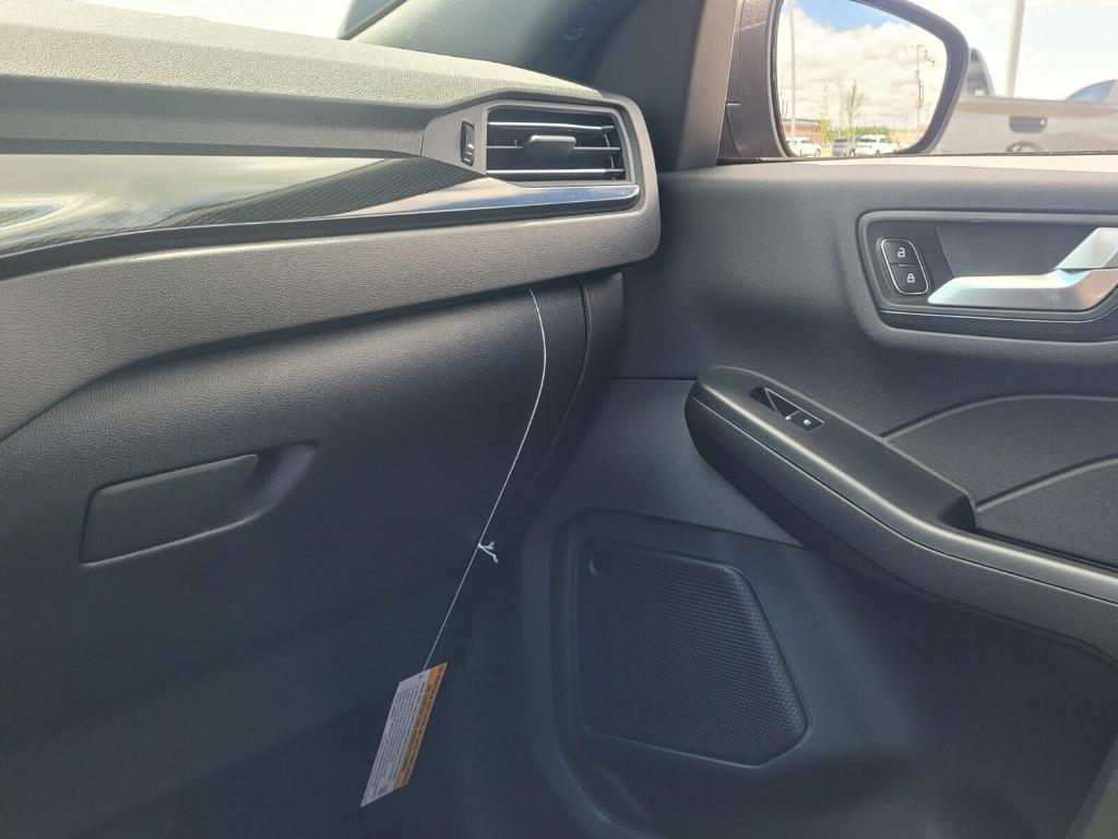 new 2025 Ford Escape car, priced at $31,677