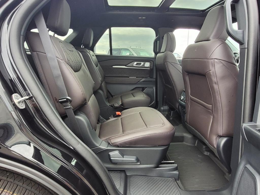new 2025 Ford Explorer car, priced at $54,039