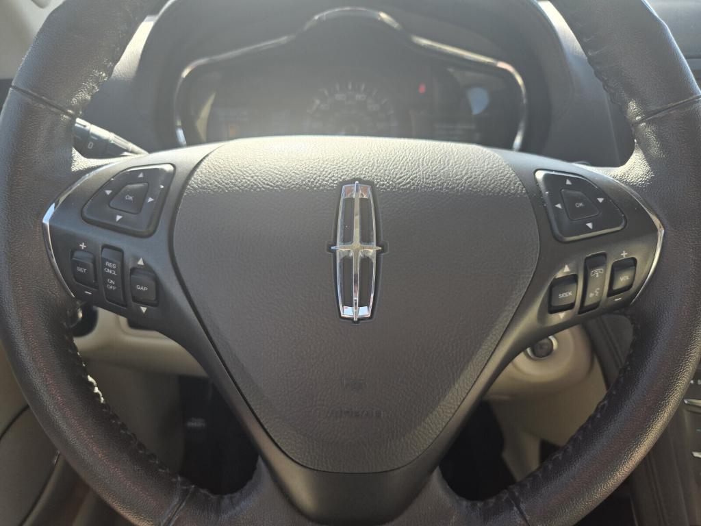 used 2019 Lincoln MKT car