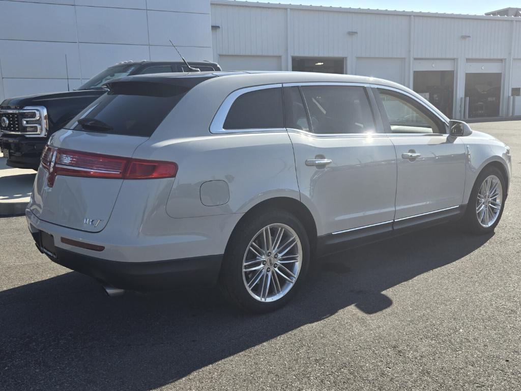 used 2019 Lincoln MKT car