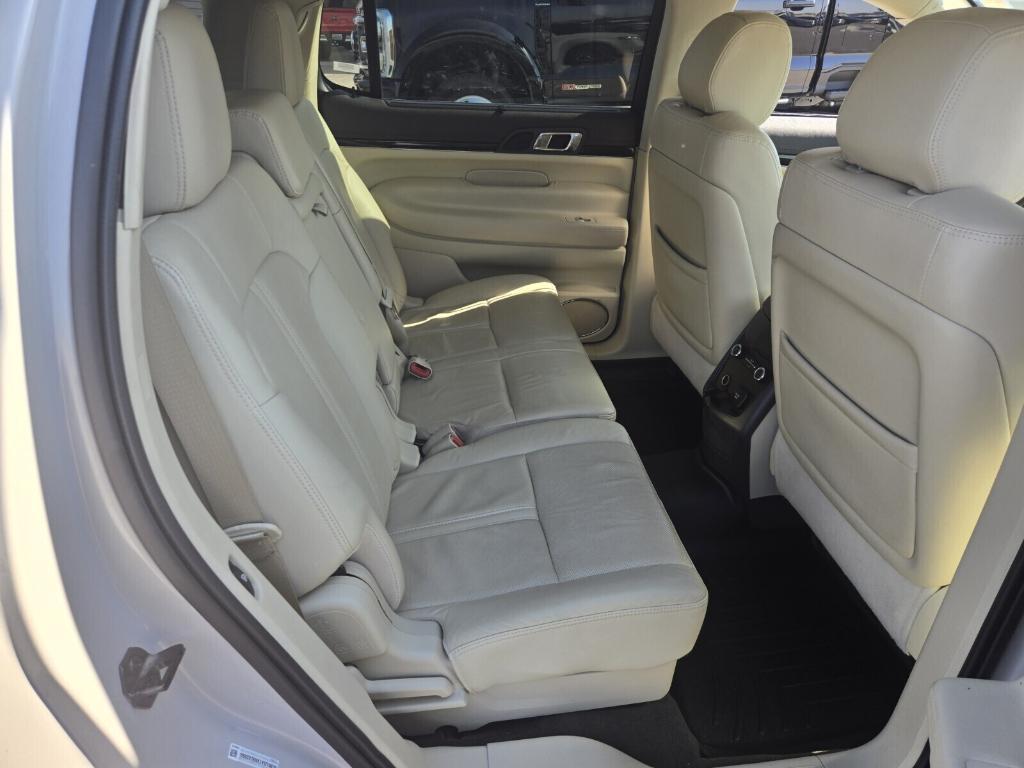 used 2019 Lincoln MKT car