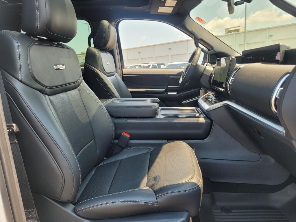 new 2025 Ford Expedition Max car, priced at $83,897