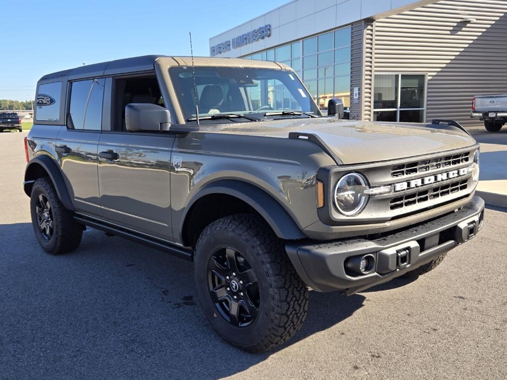 new 2025 Ford Bronco car, priced at $50,190