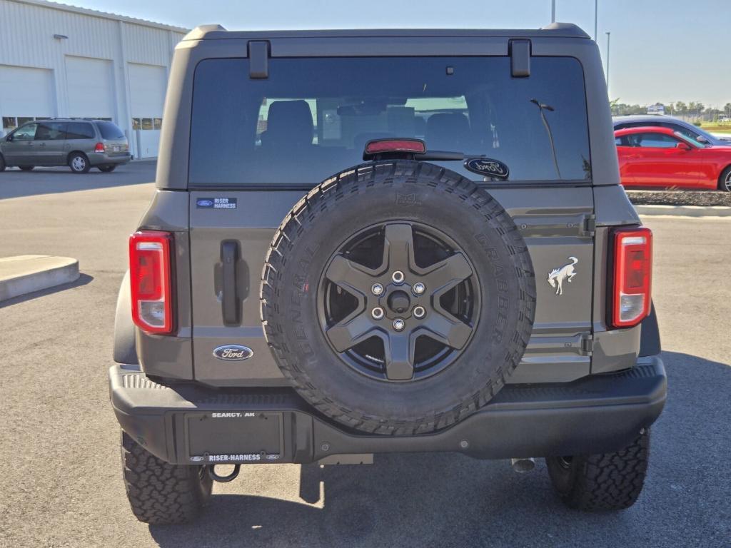 new 2025 Ford Bronco car, priced at $50,190