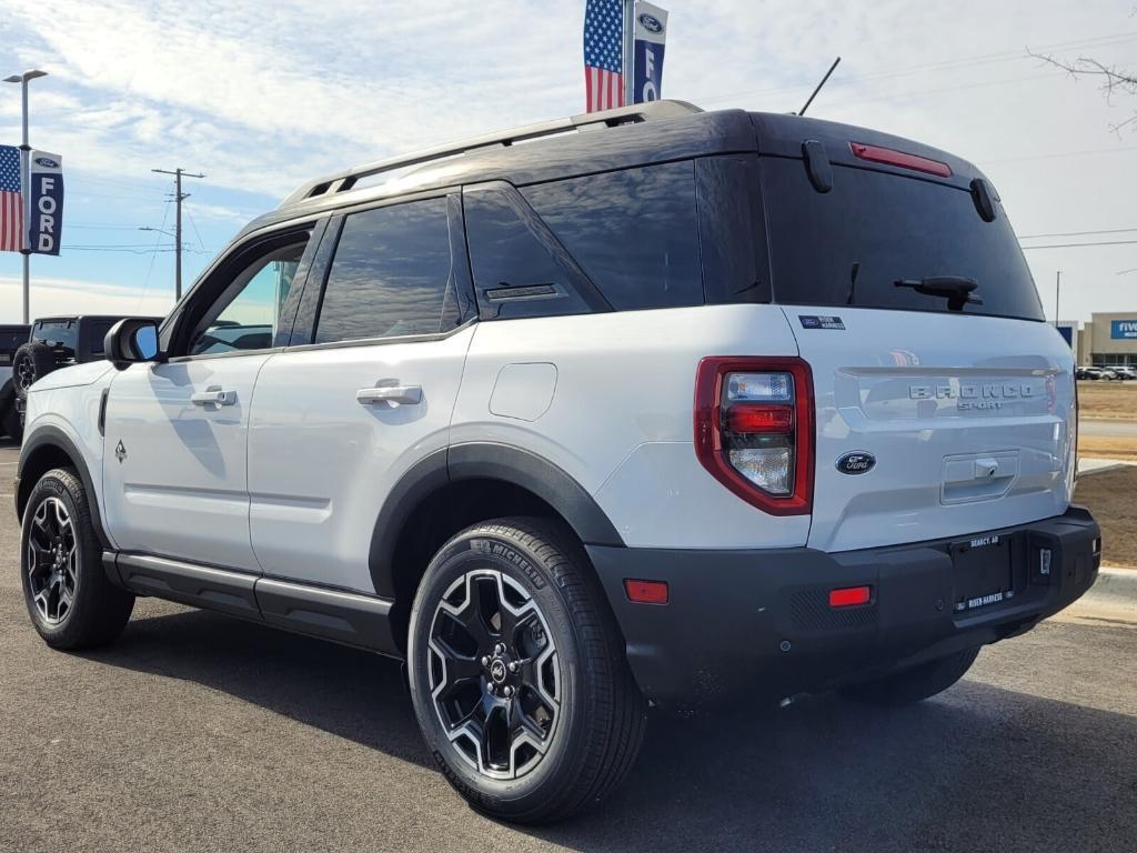 new 2025 Ford Bronco Sport car, priced at $38,185