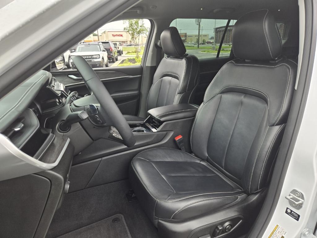 used 2023 Jeep Grand Cherokee L car, priced at $31,750