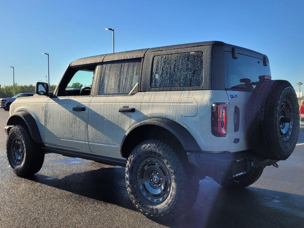 new 2025 Ford Bronco car, priced at $58,421