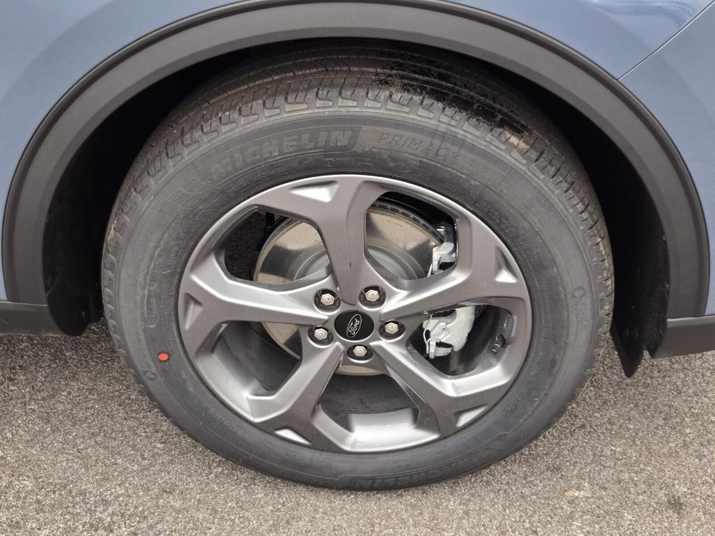 new 2026 Ford Escape car, priced at $32,336