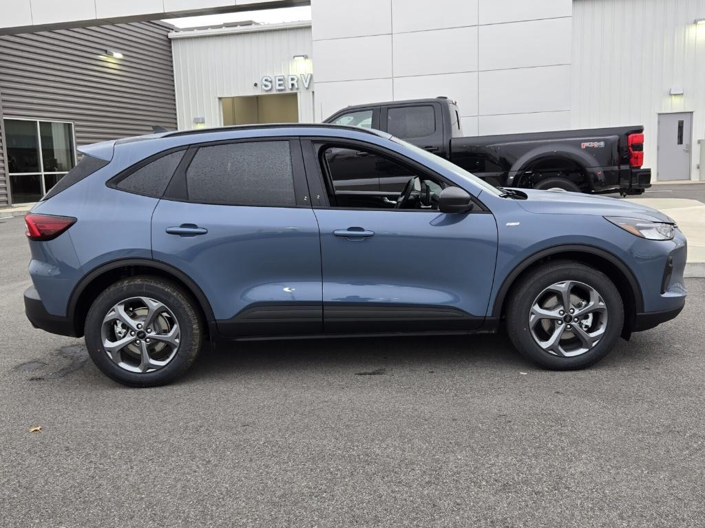 new 2026 Ford Escape car, priced at $32,336