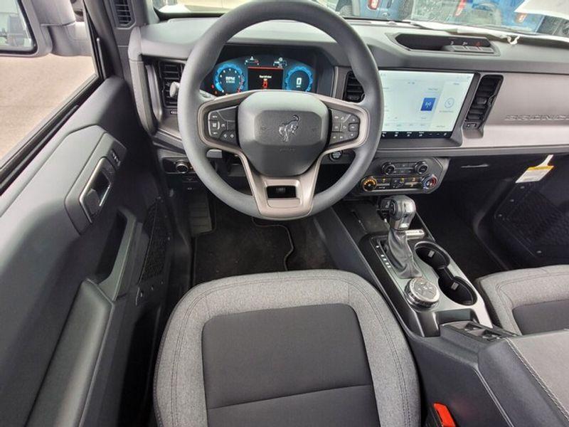 new 2025 Ford Bronco car, priced at $41,095