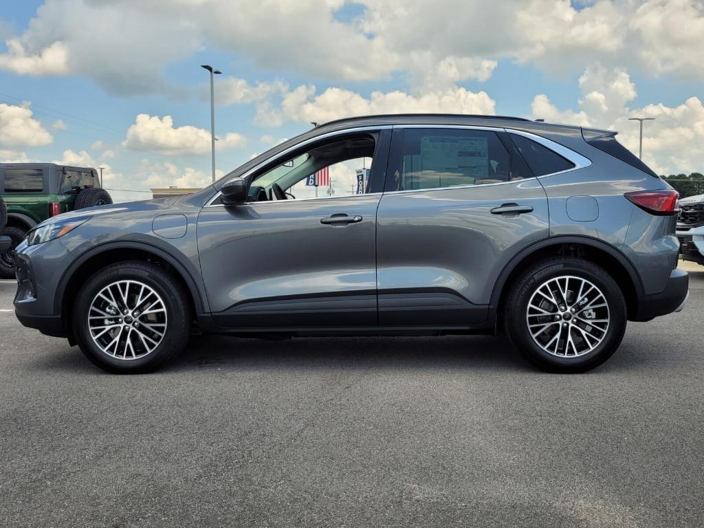 new 2025 Ford Escape car, priced at $38,235