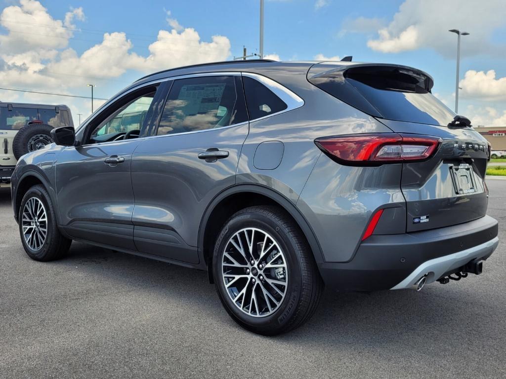 new 2025 Ford Escape car, priced at $38,235