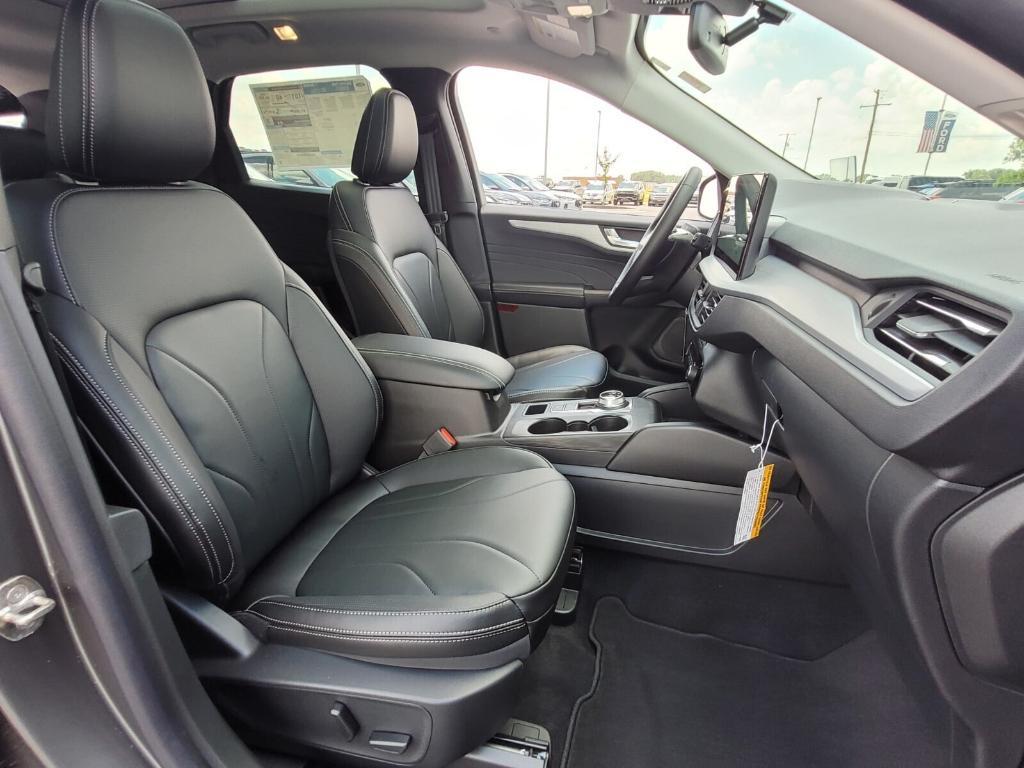 new 2025 Ford Escape car, priced at $38,235