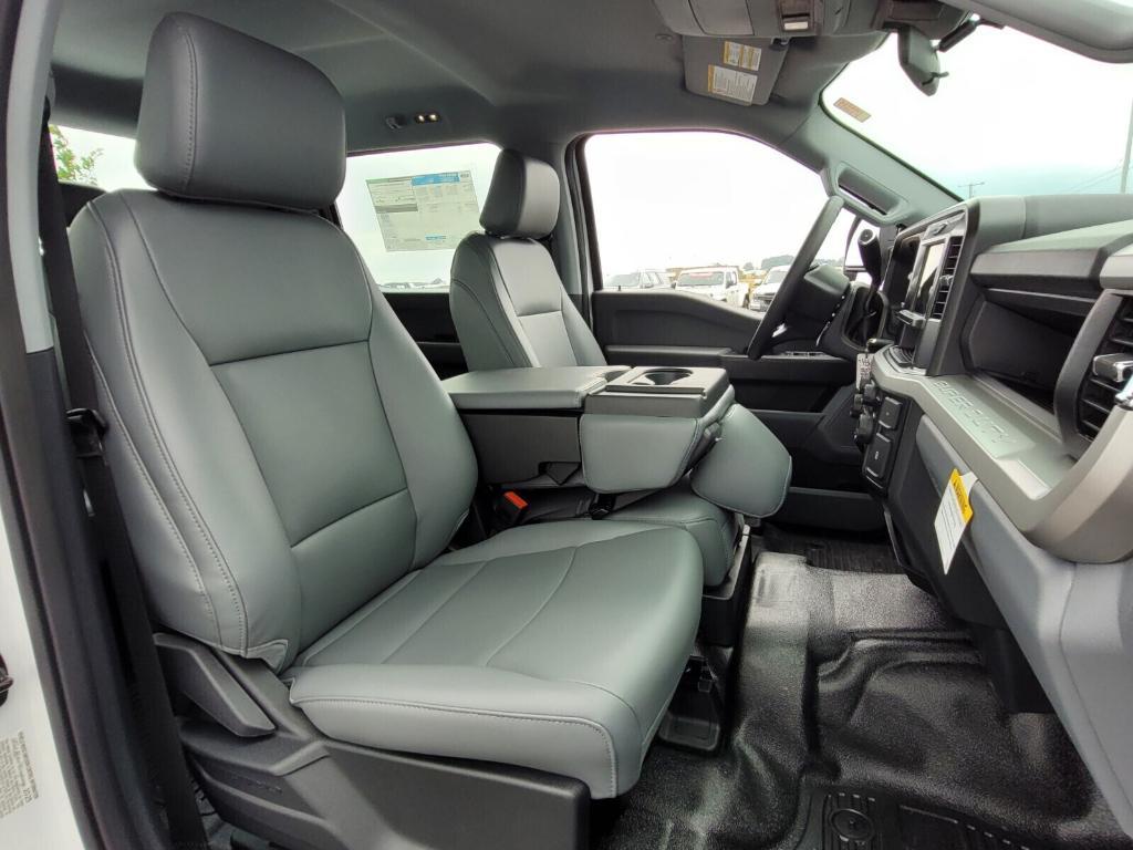 new 2025 Ford F-350 car, priced at $66,620