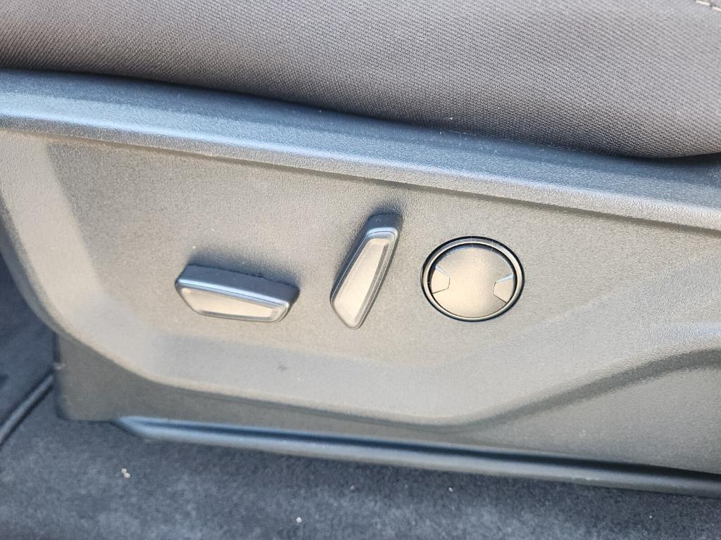 new 2025 Ford F-150 car, priced at $54,940