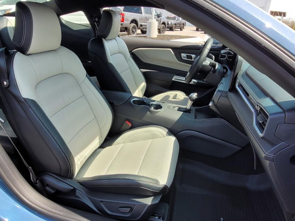 new 2025 Ford Mustang car, priced at $41,517
