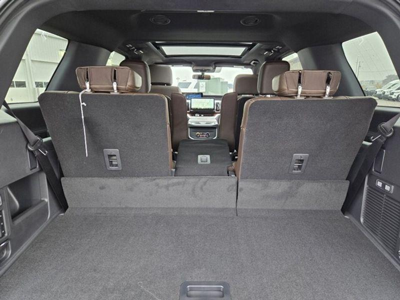 new 2025 Ford Expedition car, priced at $83,402