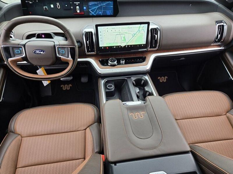 new 2025 Ford Expedition car, priced at $83,402