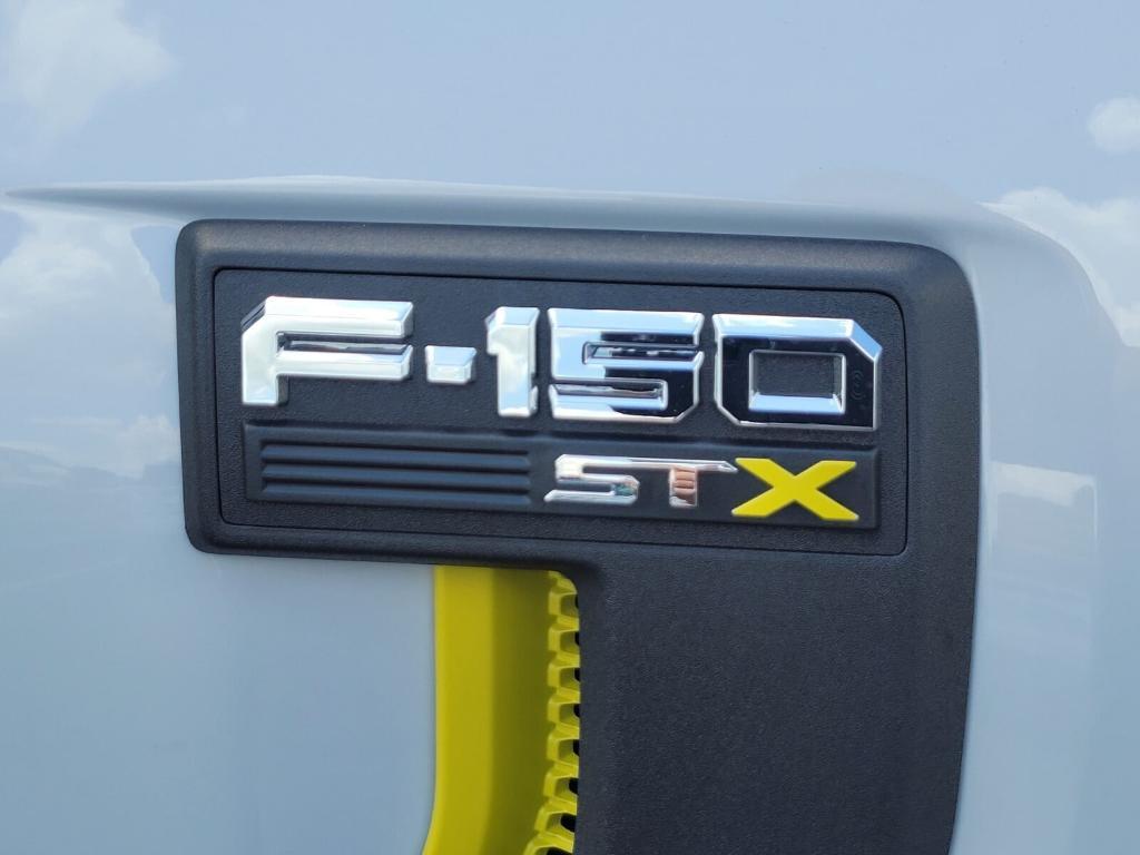 new 2025 Ford F-150 car, priced at $48,013