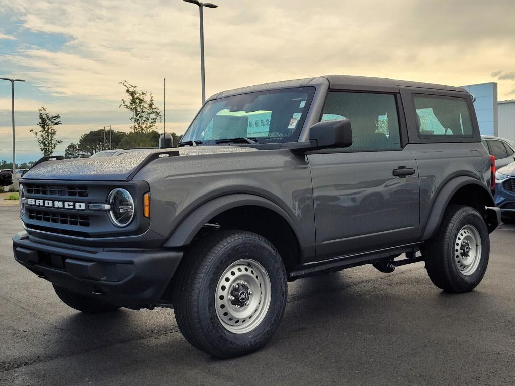 new 2025 Ford Bronco car, priced at $39,488