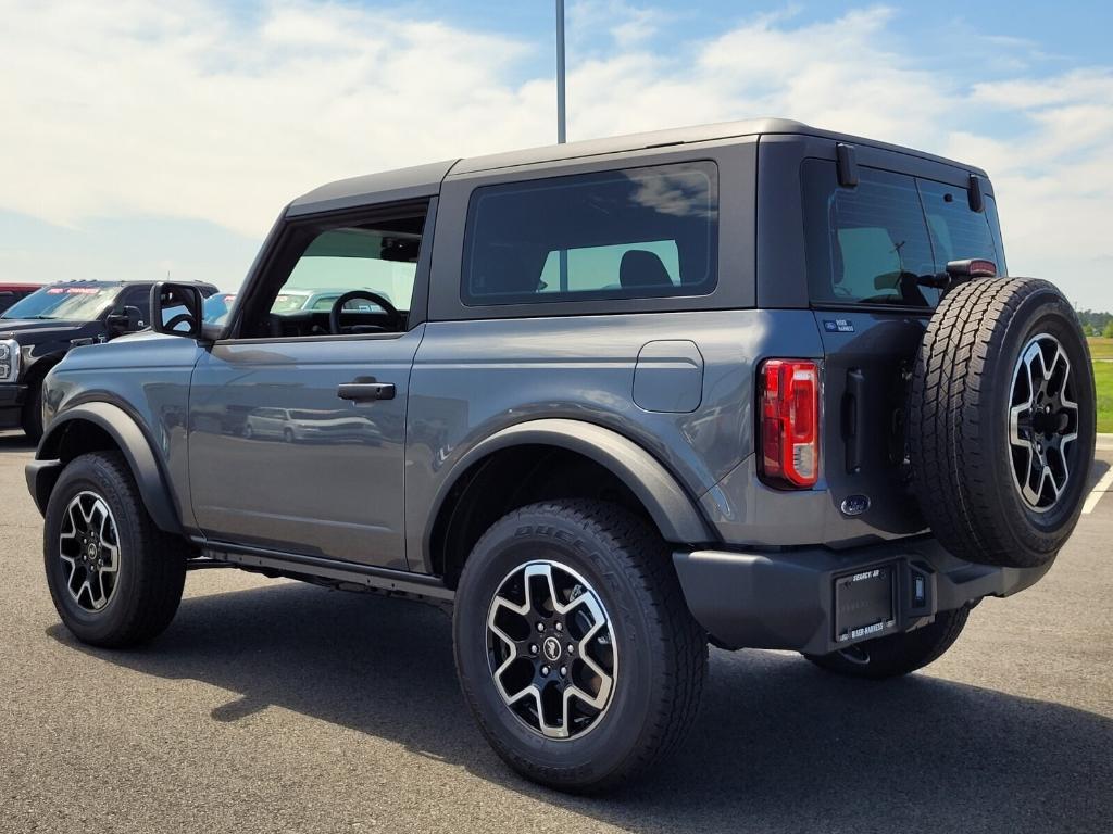 new 2025 Ford Bronco car, priced at $40,332