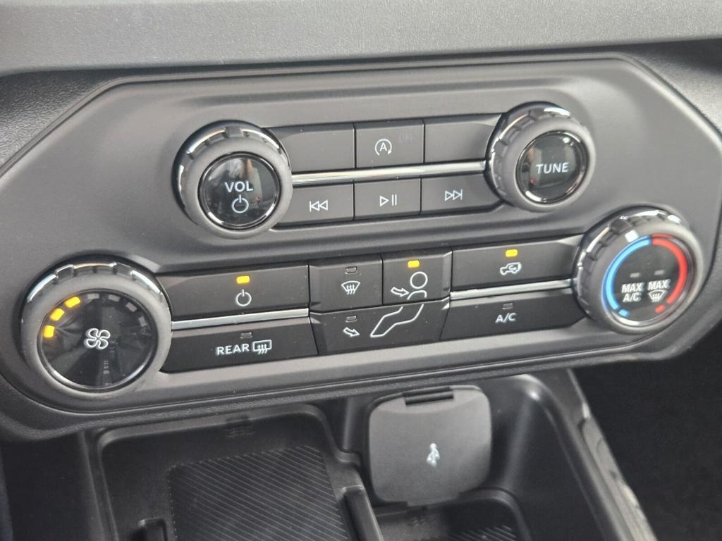 new 2025 Ford Bronco car, priced at $51,439