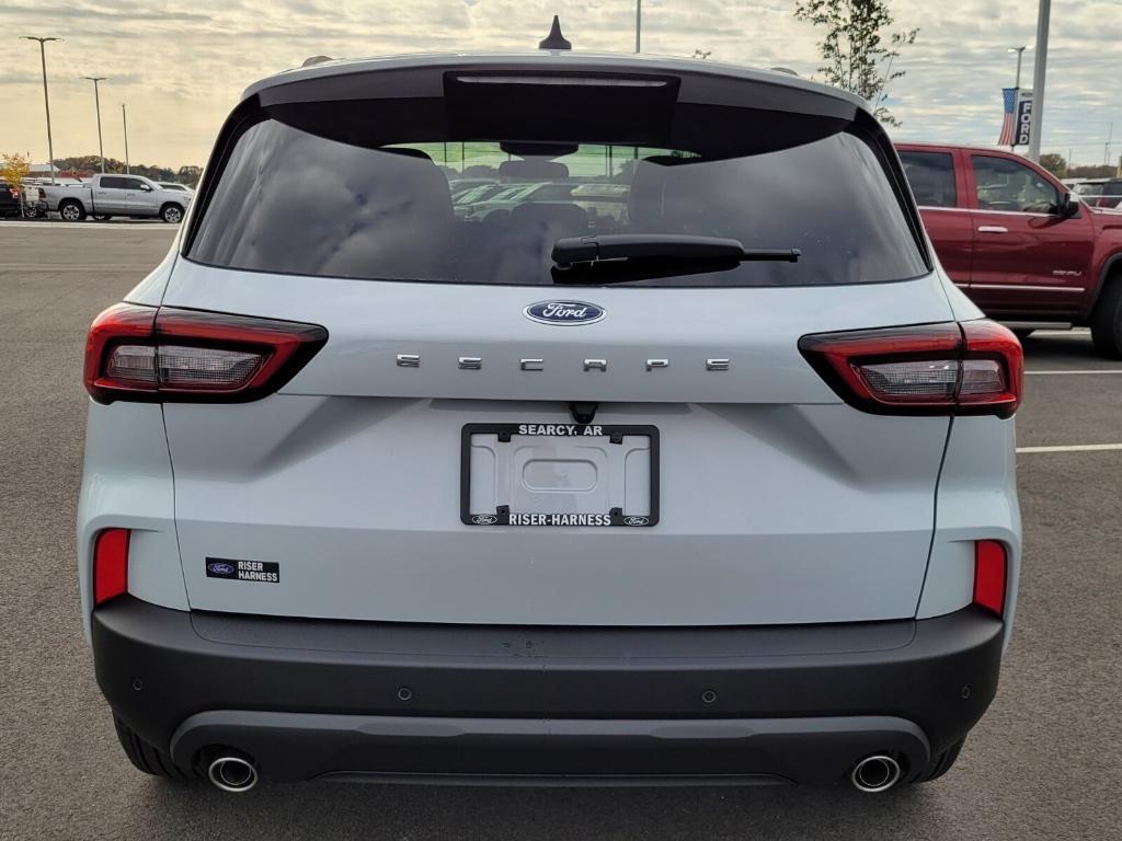 new 2025 Ford Escape car, priced at $32,000
