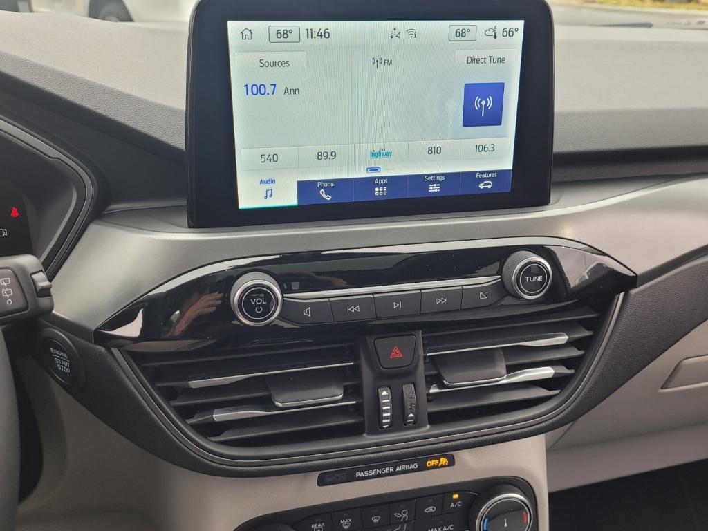 new 2025 Ford Escape car, priced at $30,392