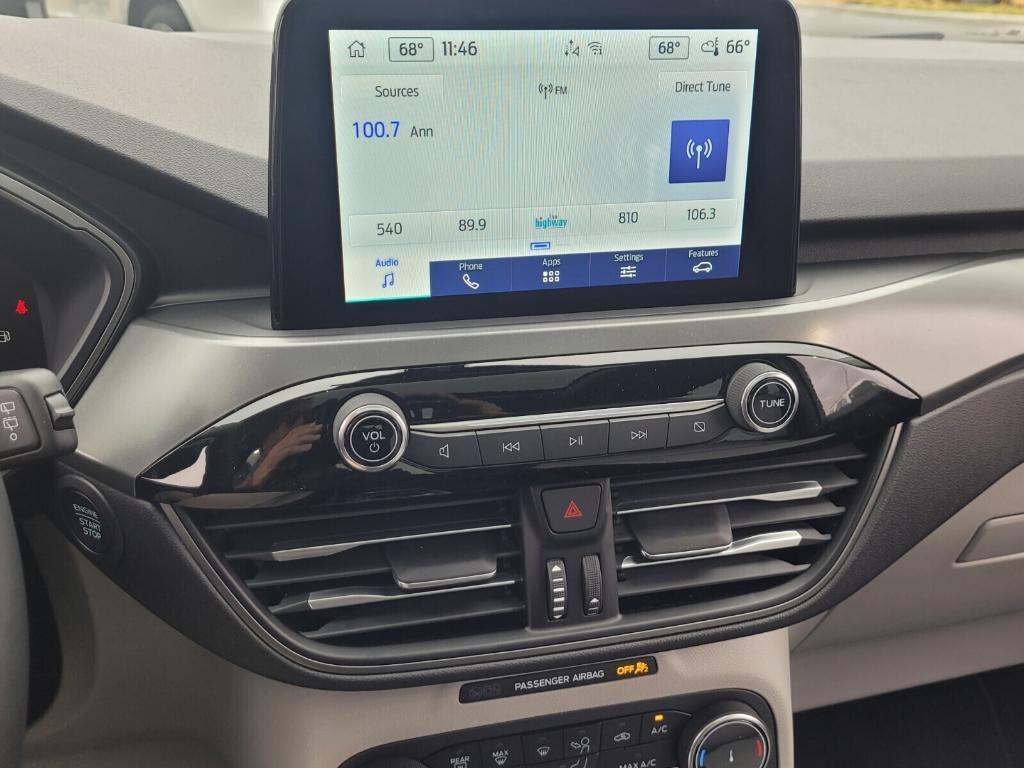 new 2025 Ford Escape car, priced at $30,392