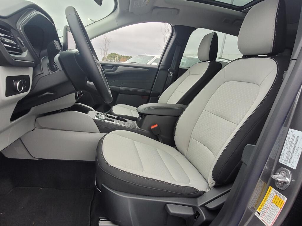new 2025 Ford Escape car, priced at $30,392