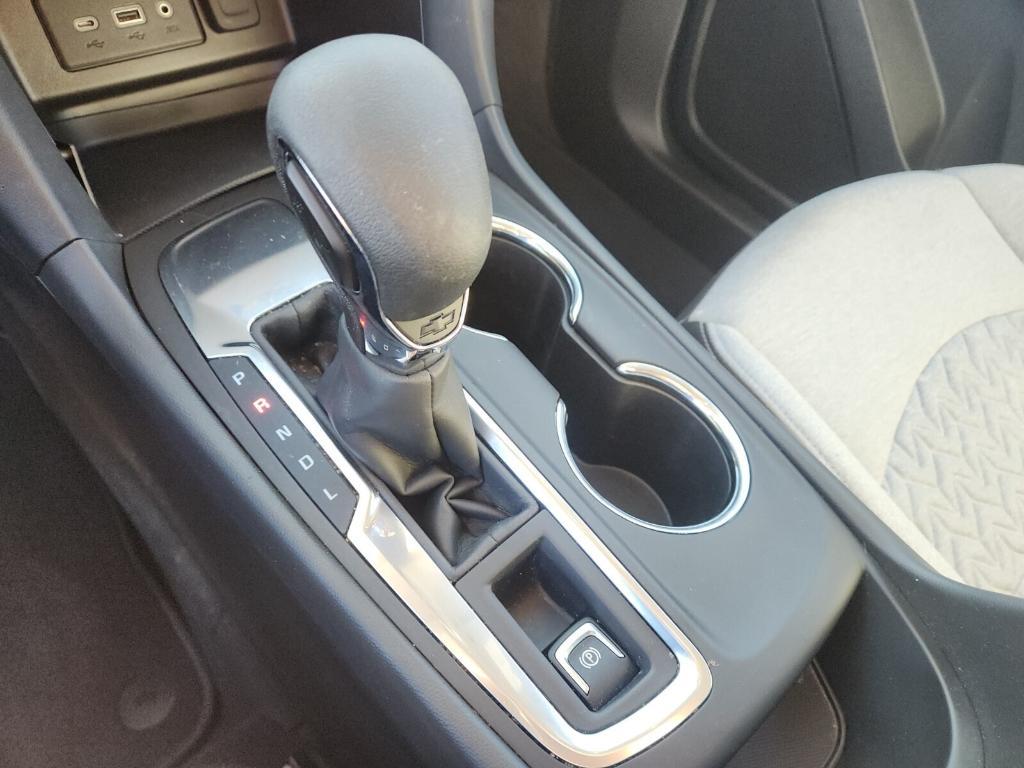 used 2022 Chevrolet Equinox car, priced at $19,990