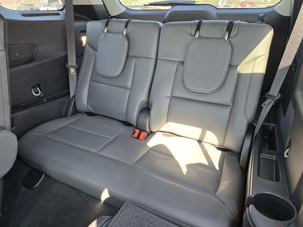 new 2025 Ford Explorer car, priced at $41,990