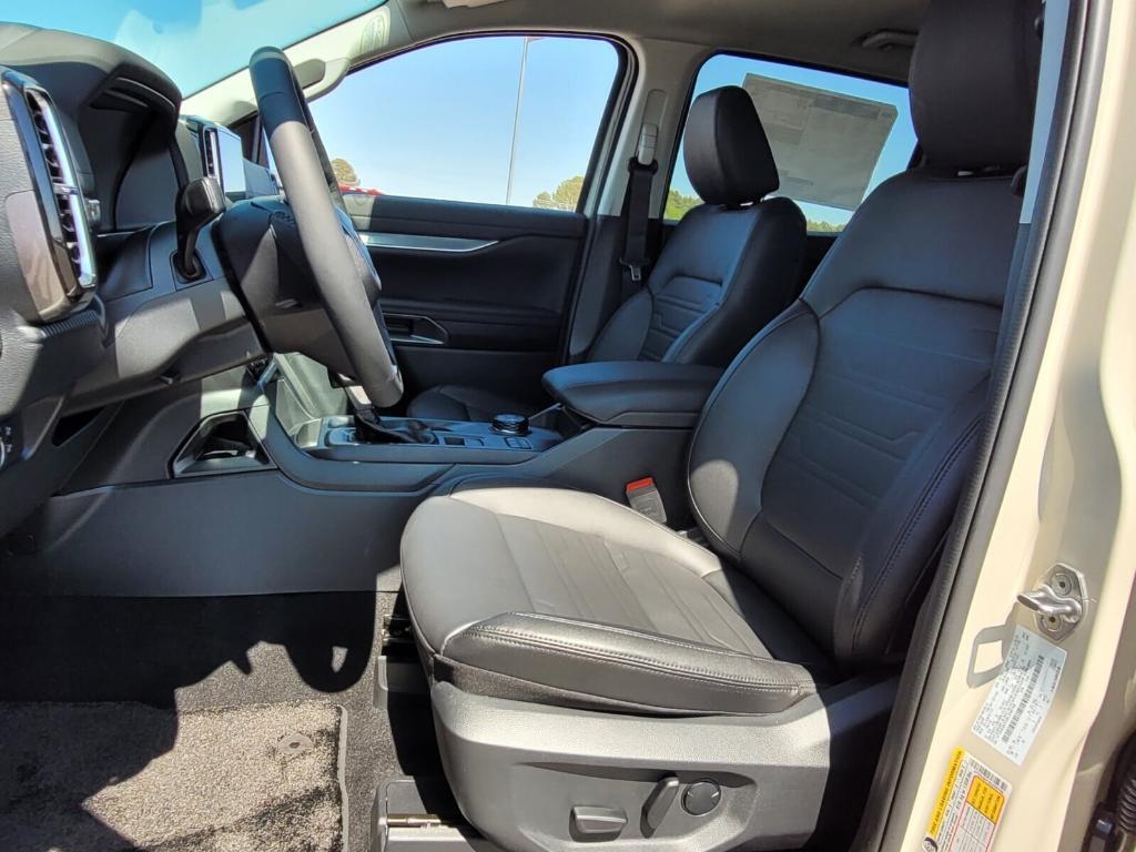 new 2025 Ford Ranger car, priced at $50,533