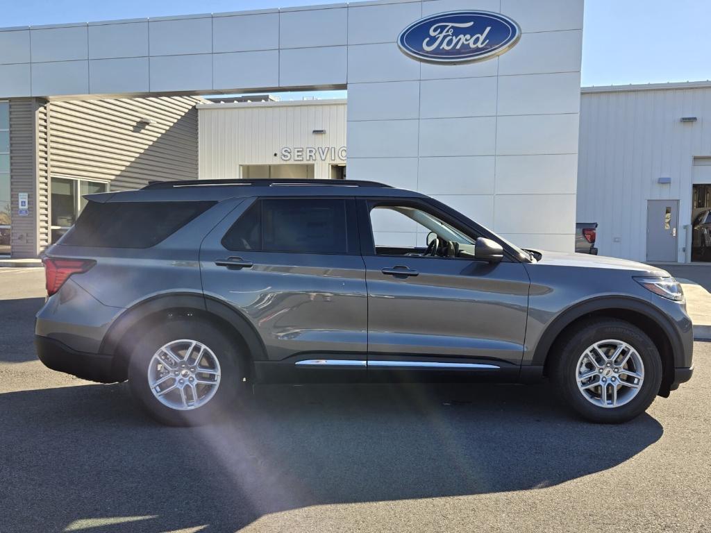 new 2025 Ford Explorer car, priced at $42,443