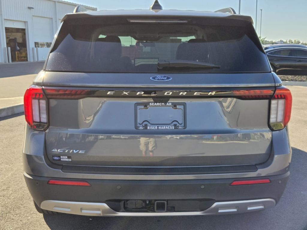 new 2025 Ford Explorer car, priced at $42,443