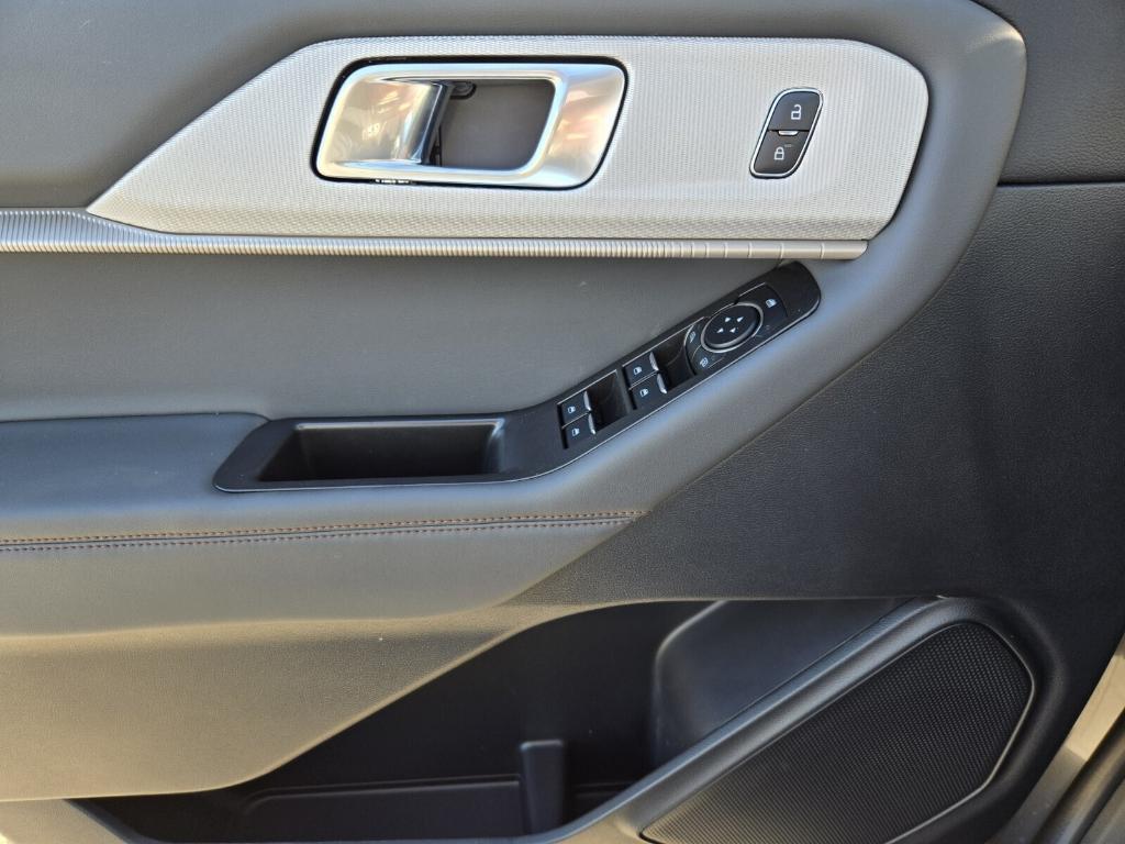 new 2025 Ford Explorer car, priced at $42,443