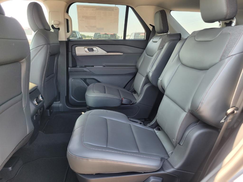 new 2025 Ford Explorer car, priced at $44,165