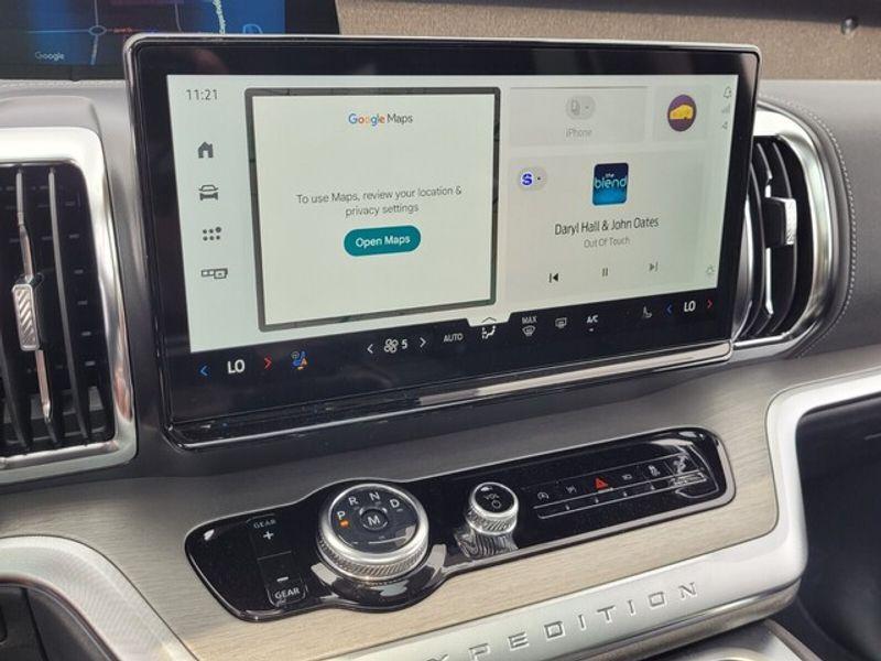 new 2025 Ford Expedition car, priced at $79,730