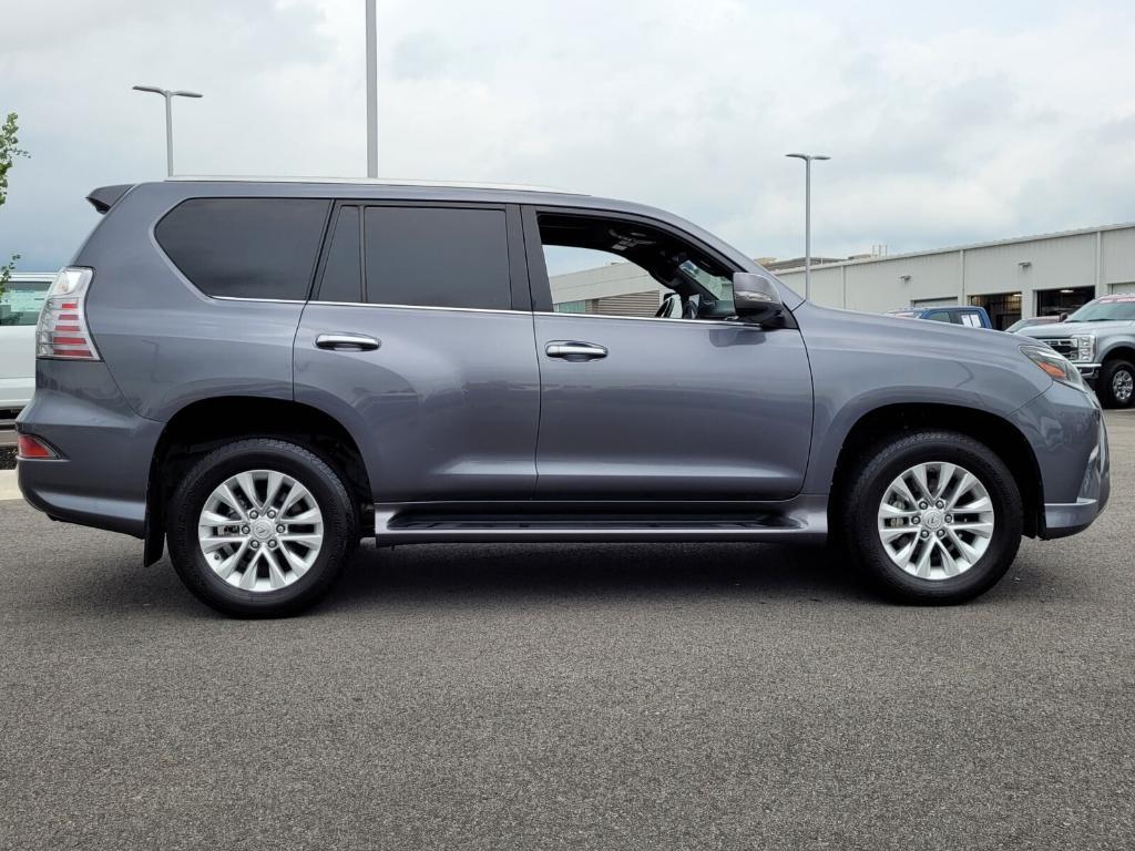 used 2022 Lexus GX 460 car, priced at $48,990