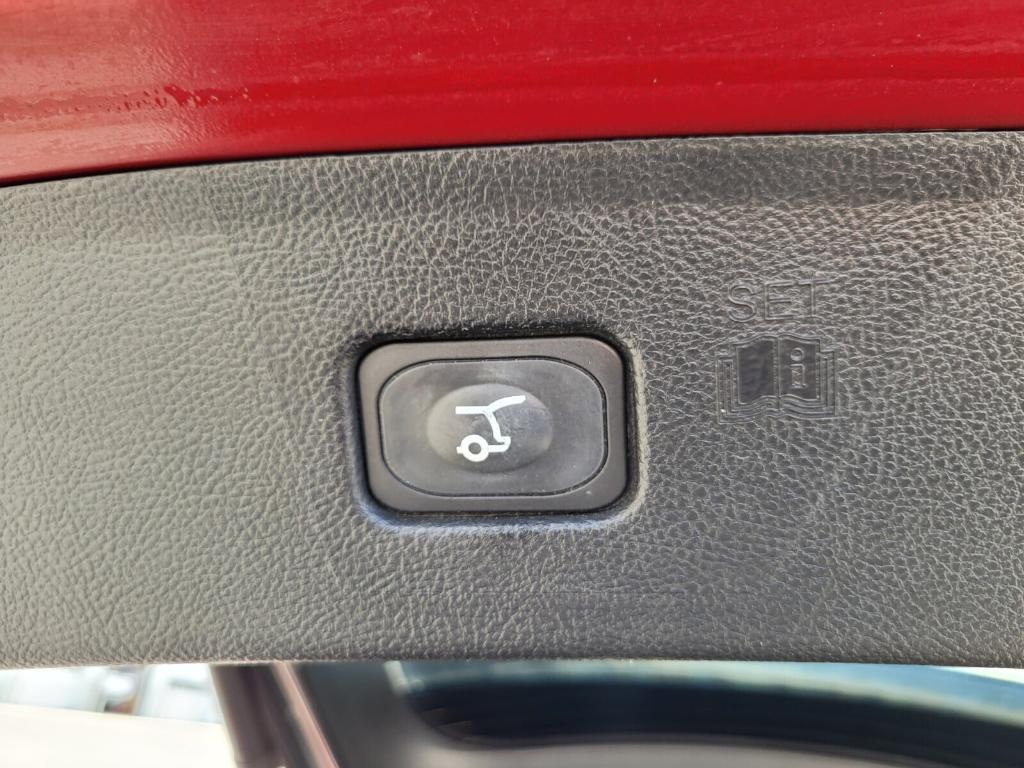 used 2015 Ford Edge car, priced at $11,990