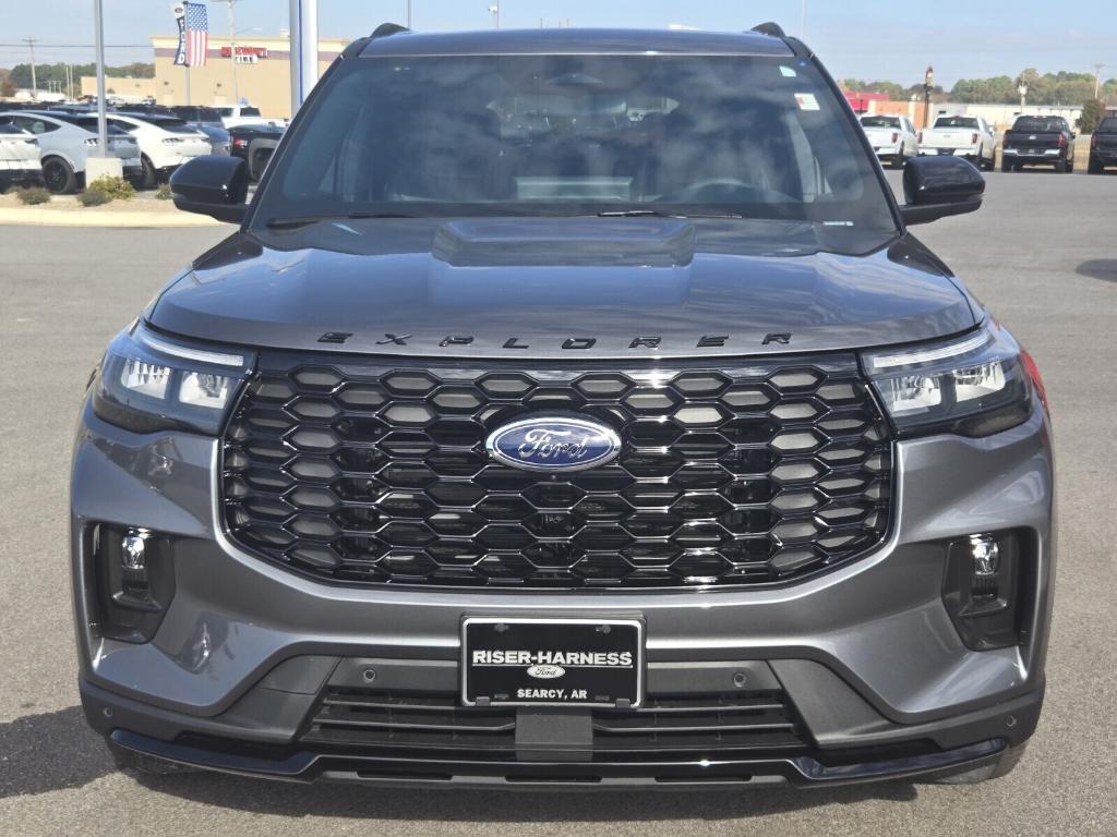 new 2025 Ford Explorer car, priced at $50,172