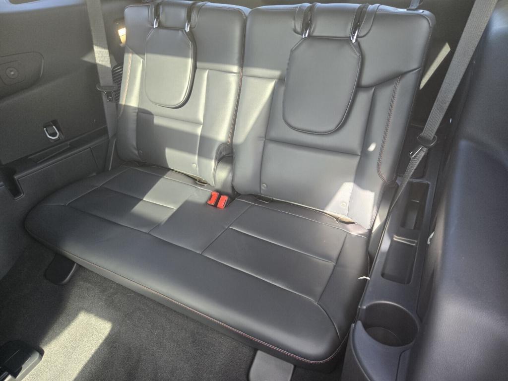 new 2025 Ford Explorer car, priced at $50,172