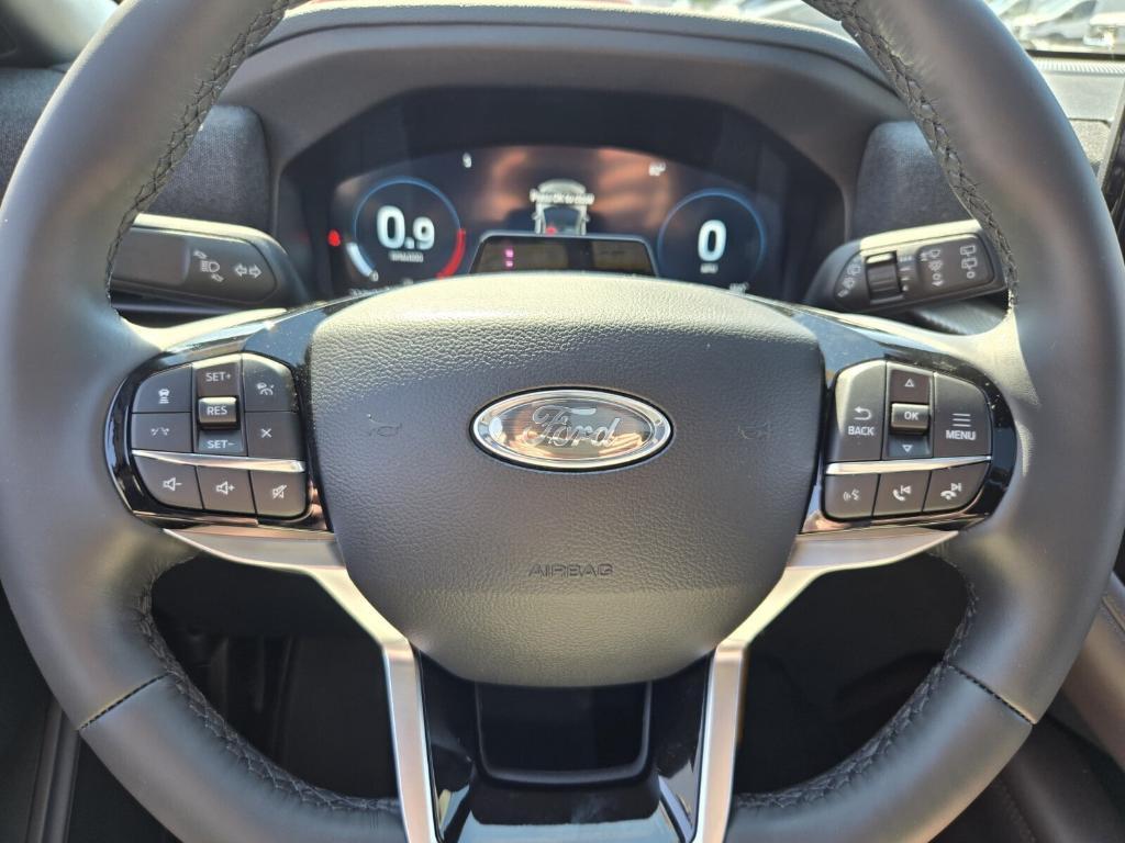 new 2025 Ford Explorer car, priced at $55,898