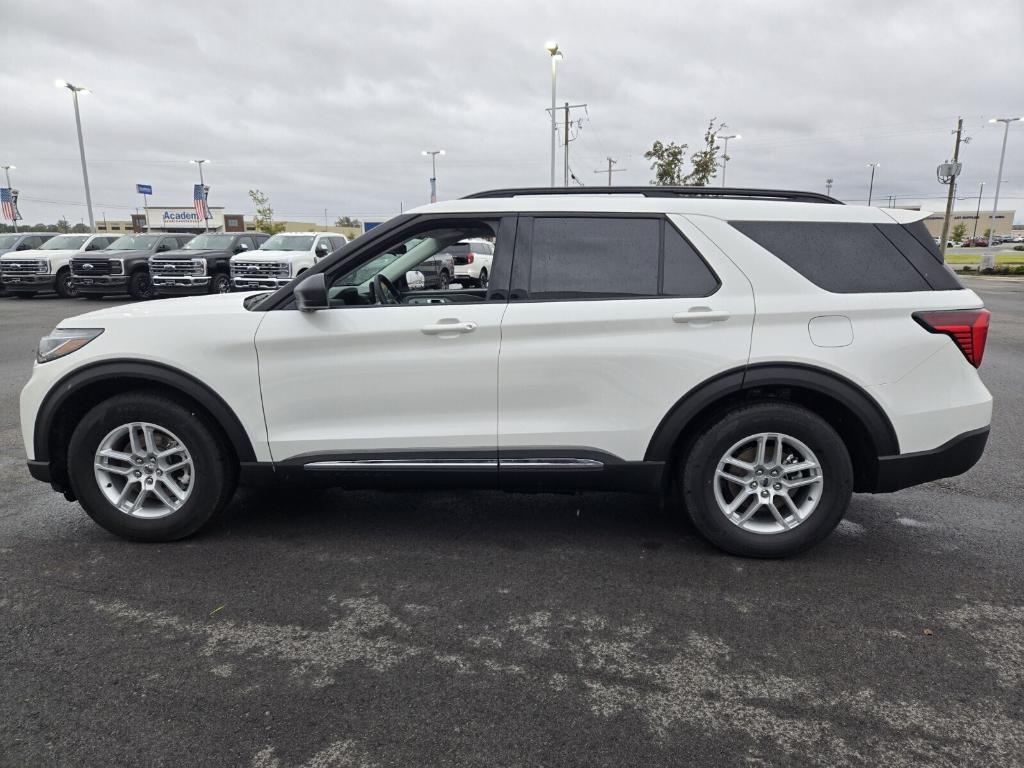 new 2025 Ford Explorer car, priced at $43,379