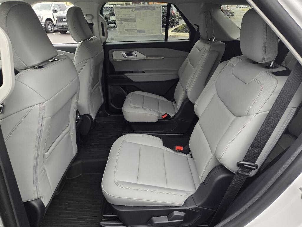 new 2025 Ford Explorer car, priced at $43,379