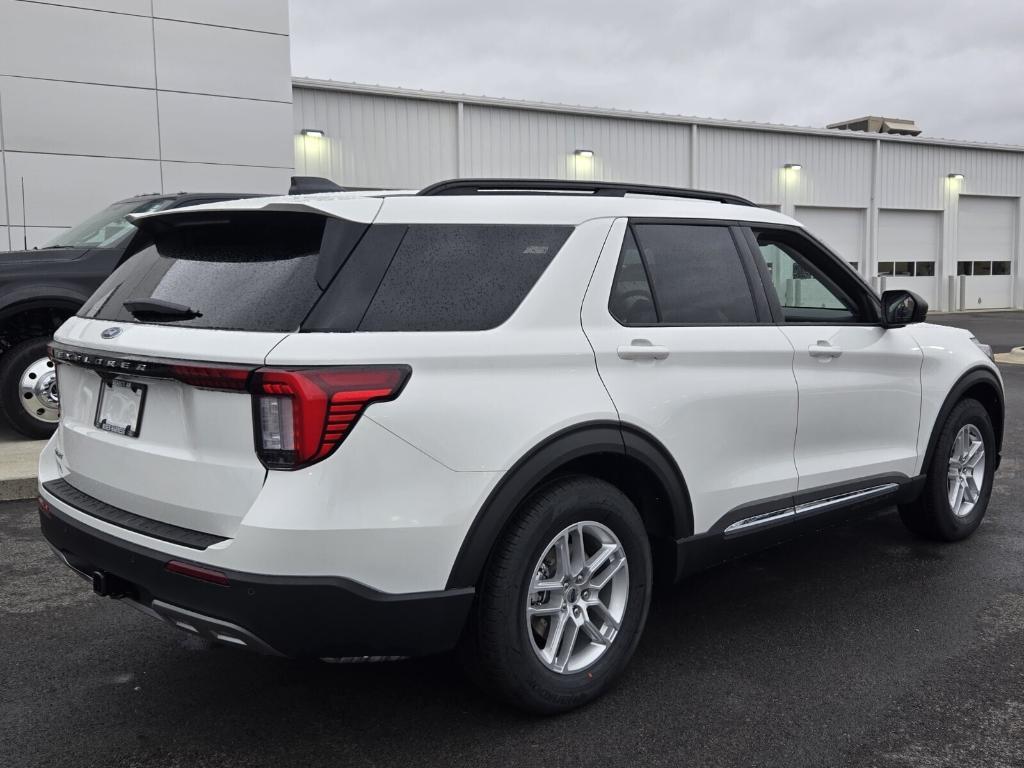new 2025 Ford Explorer car, priced at $43,379