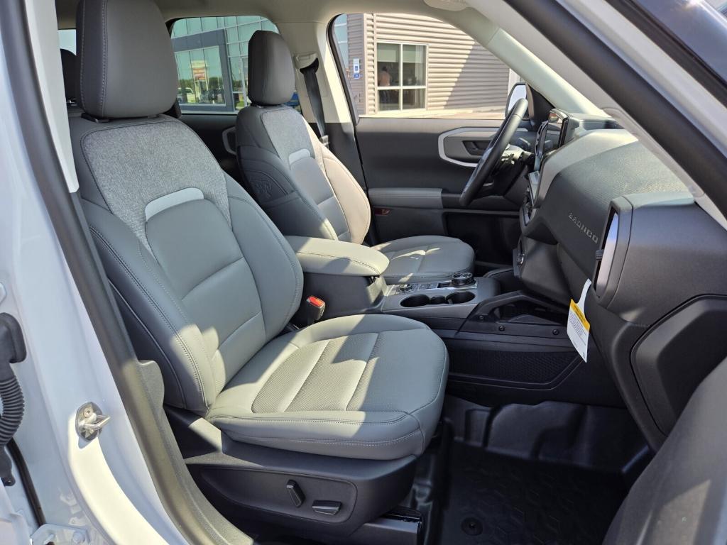 new 2025 Ford Bronco Sport car, priced at $41,189