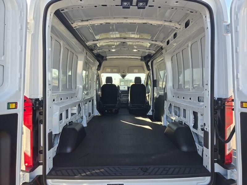 new 2026 Ford Transit-250 car